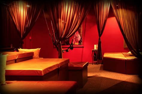 Das erste Mal im Swingerclub – Avarus Berlin.